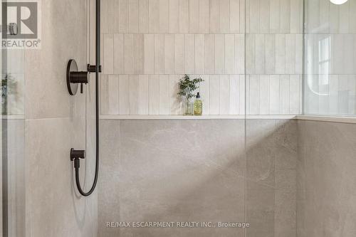 727 King Road, Burlington, ON 