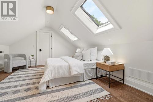 727 King Road, Burlington, ON 