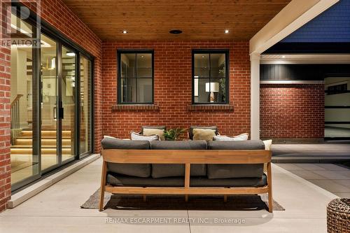 727 King Road, Burlington, ON 