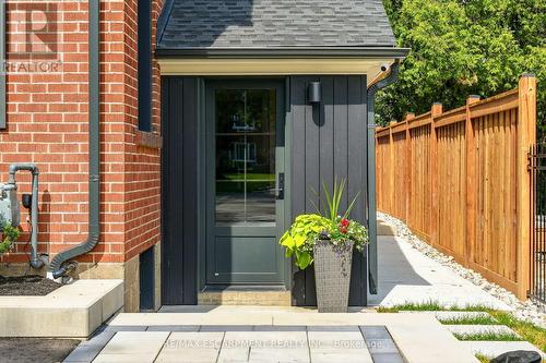 727 King Road, Burlington, ON 