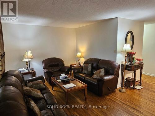 304 - 2000 Jasmine Crescent, Ottawa, ON 