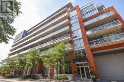 726 - 349 MCLEOD STREET Ottawa, ON K2P 0S1