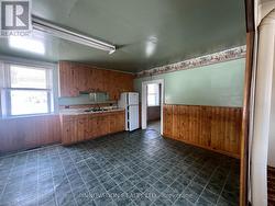 Large Country Kitchen - 