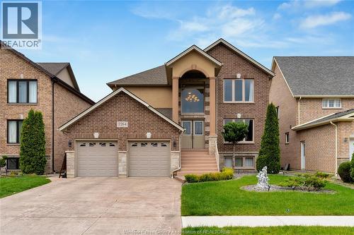 2264 DANDURAND  Windsor, ON N9E 4Z7