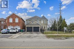 1031 BLUEHERON BOULEVARD  Mississauga, ON L5V 2J8