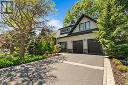1031 WELWYN DRIVE  Mississauga, ON L5J 3J2