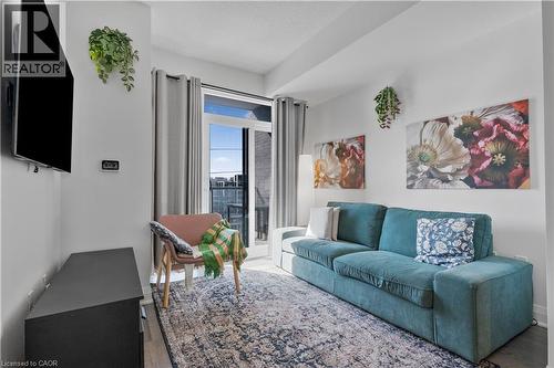 3220 Sheppard Avenue E, Toronto, ON 