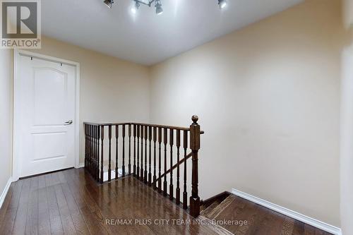 16 Edison Way, Whitby, ON 