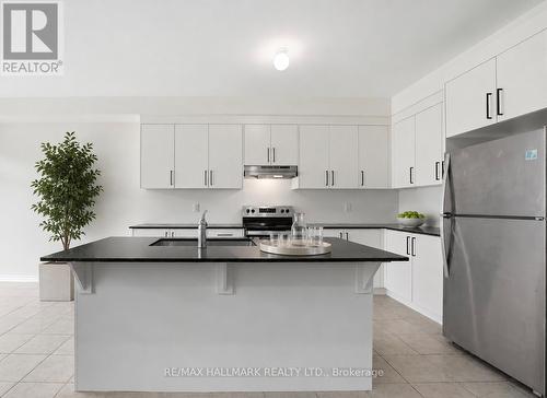 20 Bertram Gate, Whitby, ON 