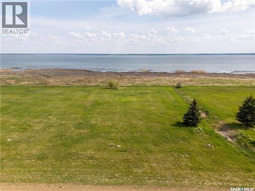 800 Lakeshore Drive, Meota, SK 