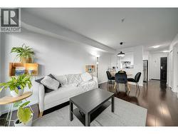 210 1099 E BROADWAY  Vancouver, BC V5T 1Y5