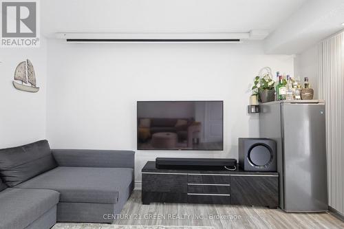 Family Room - 7649 Redstone Road, Mississauga, ON 