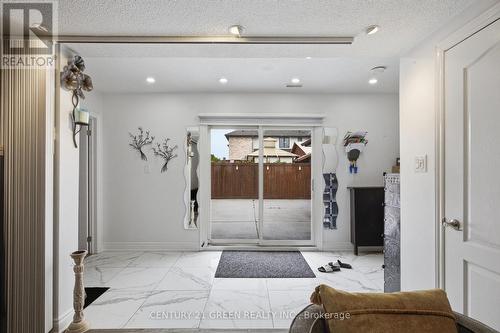 Family Room - 7649 Redstone Road, Mississauga, ON 