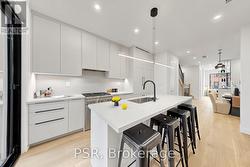 30 WINNIFRED AVENUE Toronto, ON M4M 2X3