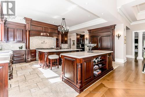 1865 Davis Drive W, King, ON 