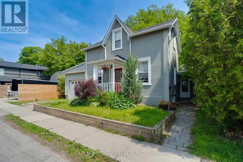 10 KNOX STREET  Halton Hills, ON L7J 1C7