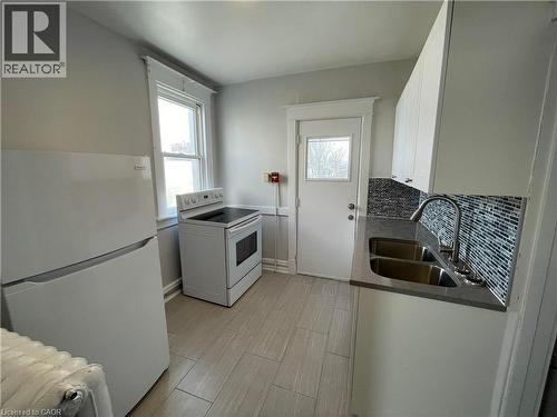 UNIT E - 25 West Avenue S, Hamilton, ON 