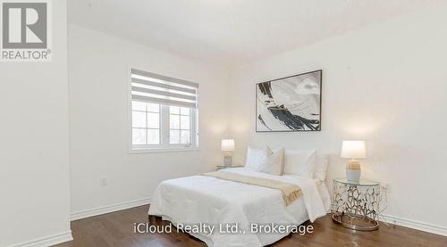 98 Eberly Woods Drive, Caledon, ON - Indoor Photo Showing Bedroom