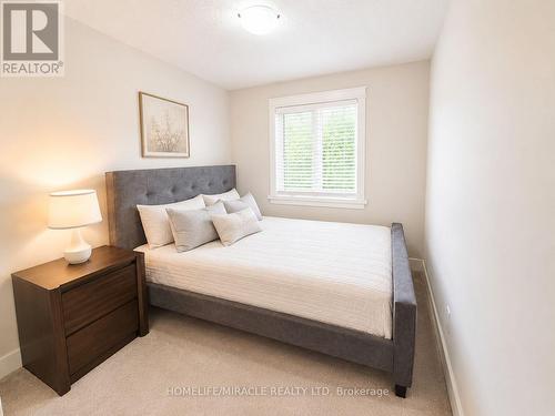 11 Reistview Street, Kitchener, ON 