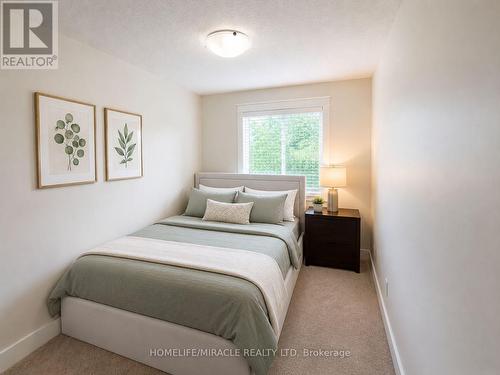 11 Reistview Street, Kitchener, ON 