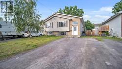 45 OAK STREET Belleville, ON K8N 5Y4