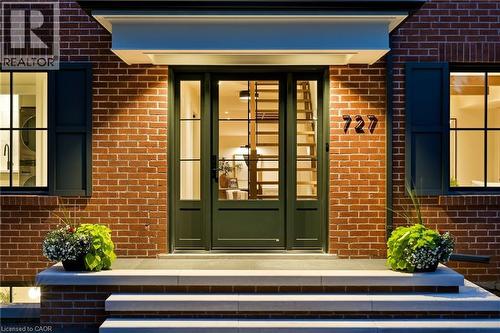 727 King Road, Burlington, ON 