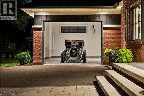 727 King Road, Burlington, ON 