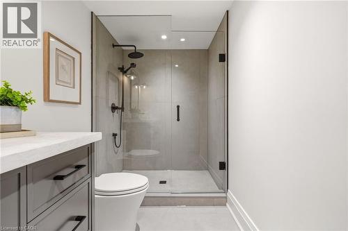727 King Road, Burlington, ON 
