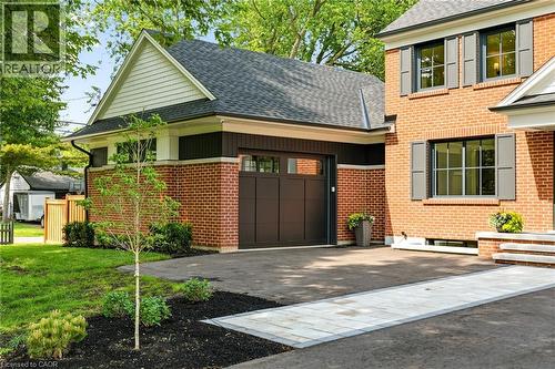 727 King Road, Burlington, ON 