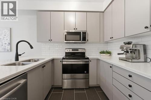 35 Arnold Marshall Boulevard, Caledonia, ON 