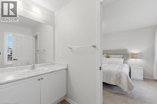 35 Arnold Marshall Boulevard, Caledonia, ON 
