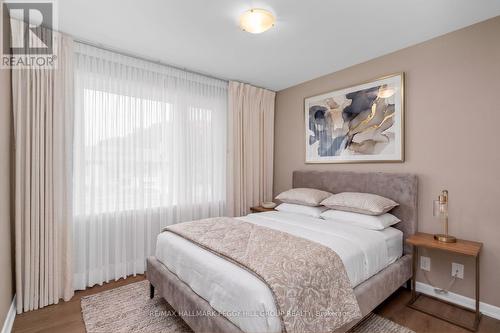 77 Stapleton Drive, Toronto, ON 