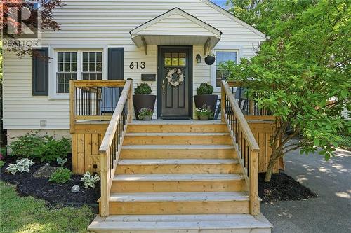 613 Clark Avenue, Burlington, ON 