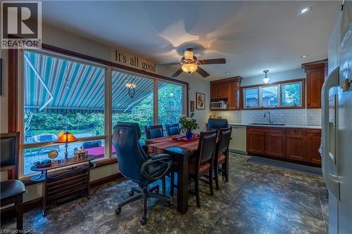 Eat-in Darbishire Kitchen overlooking the backyard - 72 Crescent Boulevard, Simcoe, ON - Indoor Photo Showing Dining Room