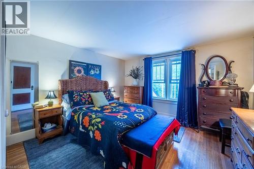 72 Crescent Boulevard, Simcoe, ON - Indoor Photo Showing Bedroom
