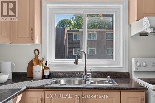 38 Rusty Crestway, Toronto, ON 