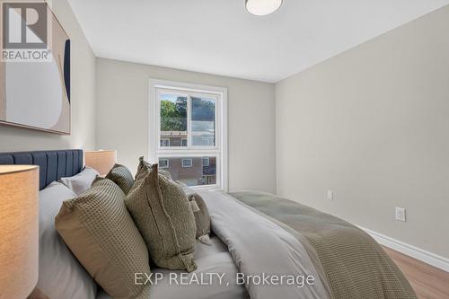 38 Rusty Crestway, Toronto, ON 