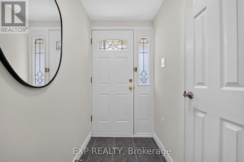 38 Rusty Crestway, Toronto, ON 