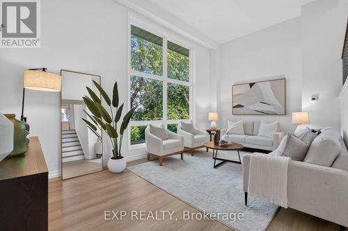 38 Rusty Crestway, Toronto, ON 