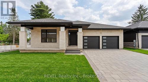 23 ACCURSI CRESCENT  Pelham (Fonthill), ON L0S 1E4