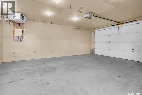 643 Hampton Circle, Saskatoon, SK 