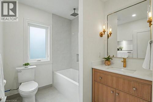 72 Mountain Park Avenue, Hamilton, ON 