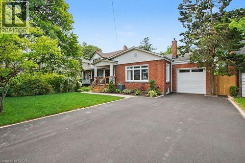 72 Mountain Park Avenue, Hamilton, ON 