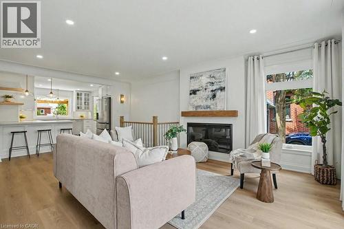 72 Mountain Park Avenue, Hamilton, ON 