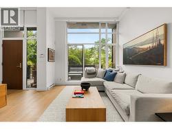TH6 2349 SCOTIA STREET  Vancouver, BC V5T 0B2