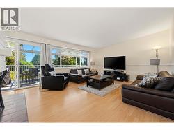 693 PLYMOUTH DRIVE  North Vancouver, BC V7H 2H5