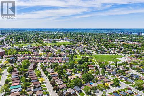 546 Mohawk Road E, Hamilton, ON 