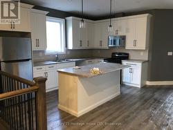 8439 WILLOUGHBY DRIVE W Niagara Falls (Chippawa), ON L2G 6X4