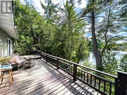 Riverside Deck - 