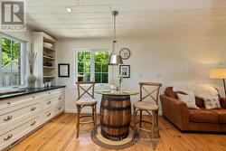 Cozy breakfast nook - 
